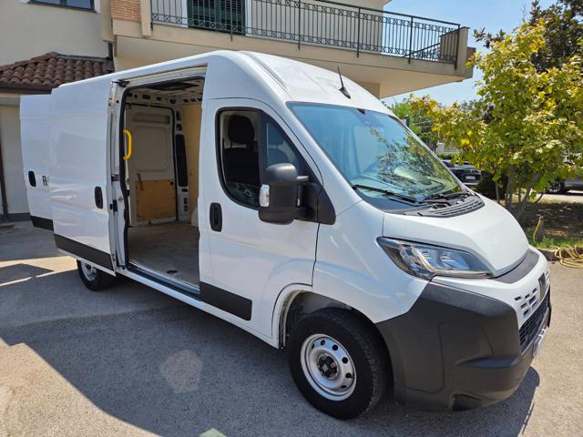 Fiat Ducato 35 2.2 Mjt 140CV LH2 Furgone - foto 2 di 4