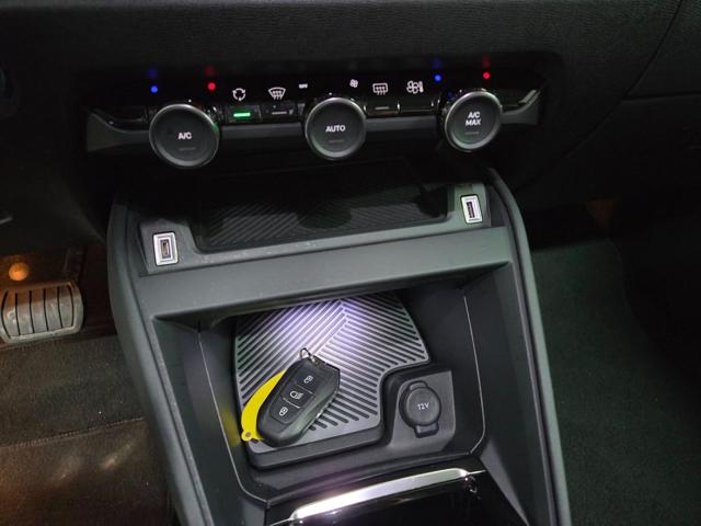 Citroen C4 BlueHDi 130 S&S EAT8 Shine + "TETTO APRIBILE" - foto 4 di 4