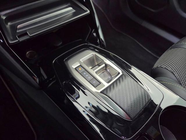 Peugeot 2008 BlueHDi 130 S&S EAT8 GT - foto 2 di 4