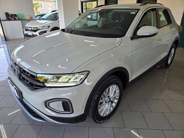 Volkswagen T-Roc 1.0 TSI life - foto 2 di 4