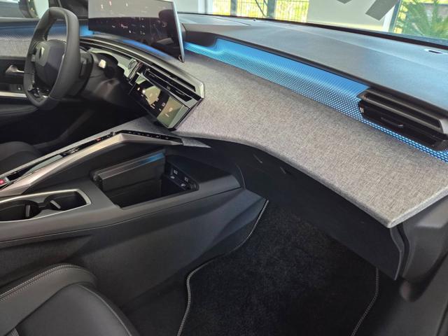 Peugeot 5008 Hybrid 145 e-DCS6 GT KM ZERO!!! usato a SOMMA VESUVIANA