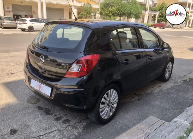 Opel Corsa 1.0 12V 5 porte Edition - foto 3 di 4