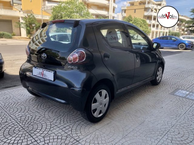 Toyota Aygo 1.0i 12V 5 porte - foto 4 di 4
