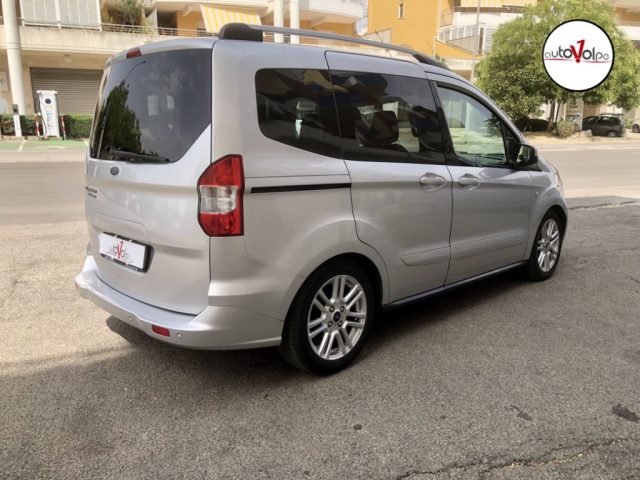 Ford Tourneo Courier 1.6 TDCI 95 CV Titanium - foto 4 di 4
