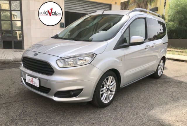 Ford Tourneo Courier 1.6 TDCI 95 CV Titanium - foto 2 di 4