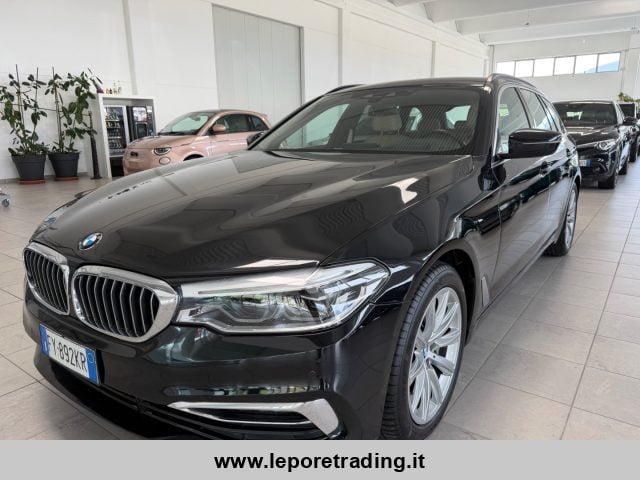 BMW 530 d xDrive Touring Luxury, del 2019, 111.951 km, in vendita a Gemona Del Friuli (UD)
