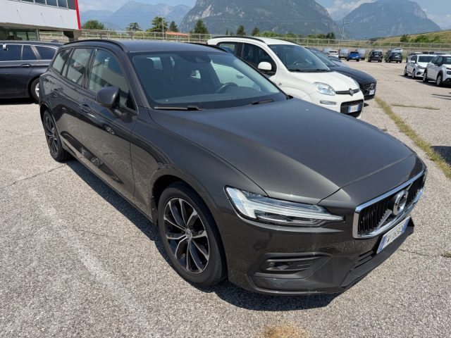 Volvo V60 D3 Business - foto 3 di 4