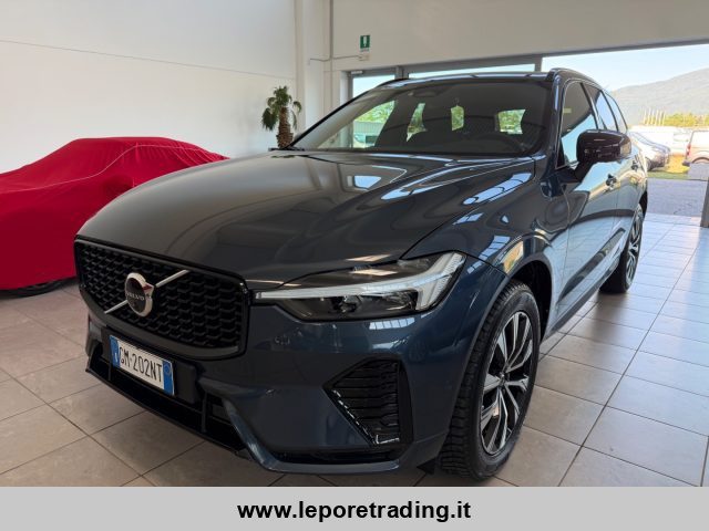 Volvo XC60 B4 (d) AWD automatico Plus Dark - foto 1 di 4