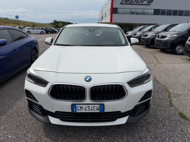 BMW X2 xDrive25e Business-X - foto 2 di 4