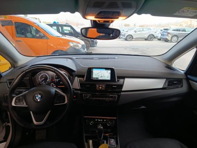 BMW 225 xe Active Tourer iPerformance Business aut. - foto 2 di 3
