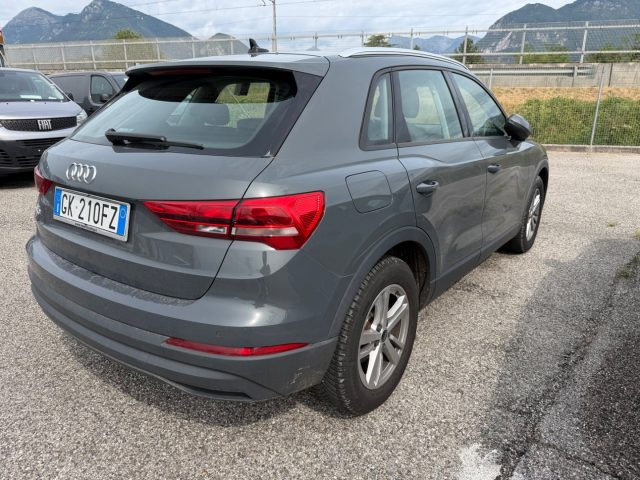 Audi Q3 35 TDI quattro S tronic Business - foto 4 di 4