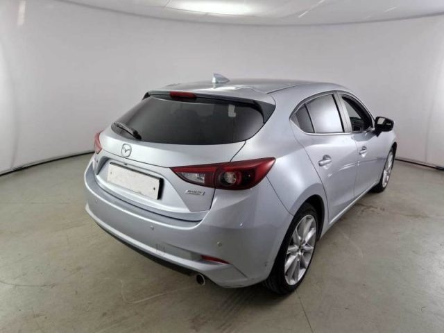 Mazda 3 1.5 Skyactiv-D Exceed - foto 3 di 4