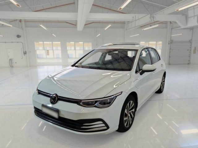Volkswagen Golf 1.4 TSI eHYBRID 204 CV DSG Style usato a GEMONA DEL FRIULI