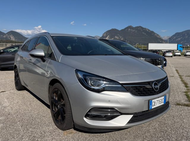 Opel Astra 1.5 CDTI 122 CV S&S Sports Tourer Ultimate - foto 3 di 4