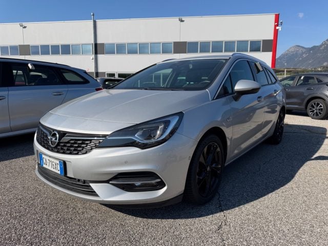 Opel Astra 1.5 CDTI 122 CV S&S Sports Tourer Ultimate, del 2020, 87.813 km, in vendita a Gemona Del Friuli (UD)