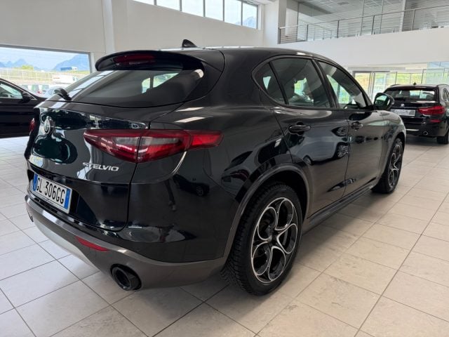 Alfa Romeo Stelvio 2.2 Turbodiesel 210 CV AT8 Q4 Ti - foto 4 di 4