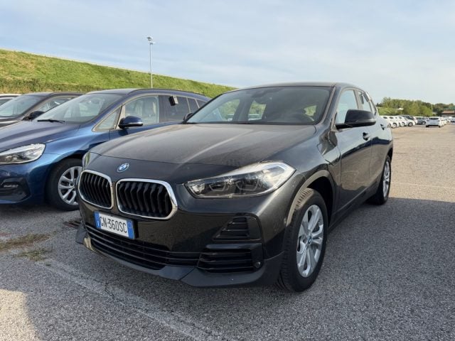 BMW X2 xDrive25e Business-X, del 2023, 1 km, in vendita a Gemona Del Friuli (UD)
