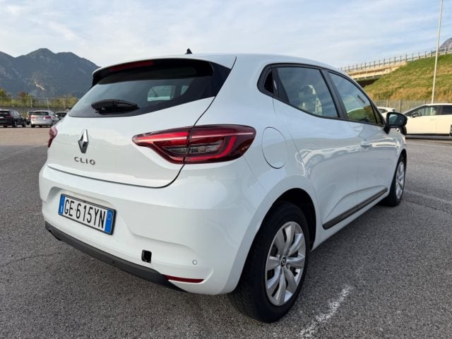 Renault Clio Blue dCi 85 CV 5 porte Business - foto 4 di 4