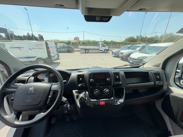Peugeot Boxer 335 2.0 BlueHDi 160CV BOX IN LEGA Mt. 4,16 x2,11, del 2019, 217.000 km, in vendita a Modugno (BA)
