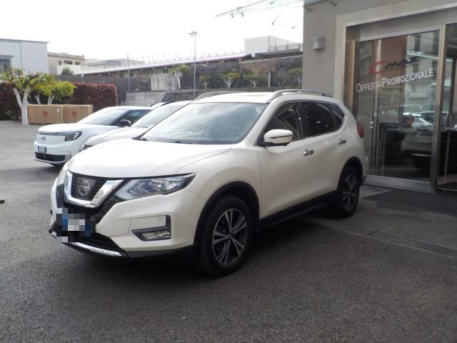 Nissan X-Trail 2.0 dCi 4WD Automatica N-Connecta 7 Posti - foto 2 di 4