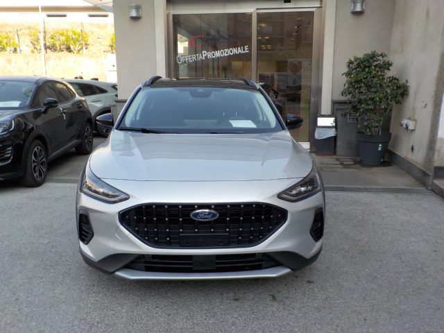 Ford Focus 1.0 EcoBoost Hybrid 125CV ST Line nuovo a TORRE DEL GRECO