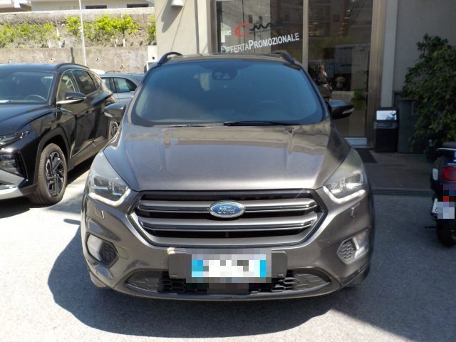 Ford Kuga 1.5 TDCI 120CV S&S 2WD Powershift ST-Line usato a TORRE DEL GRECO