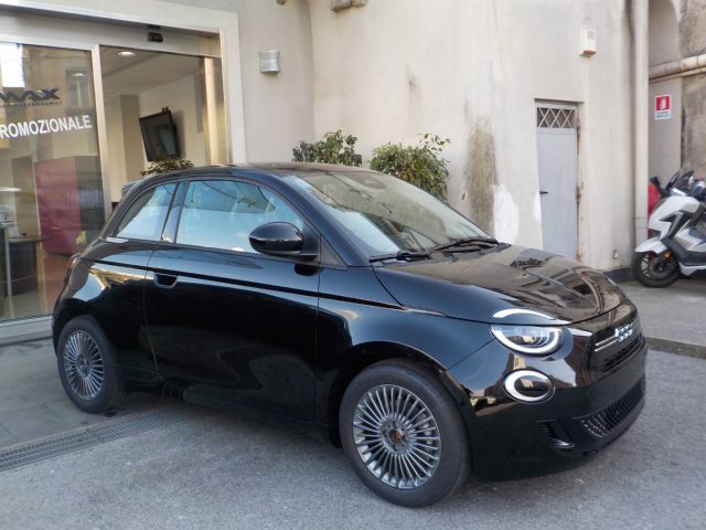 Fiat 500 NEW - 1.0 Hybrid 65 CV Pop nuovo a TORRE DEL GRECO