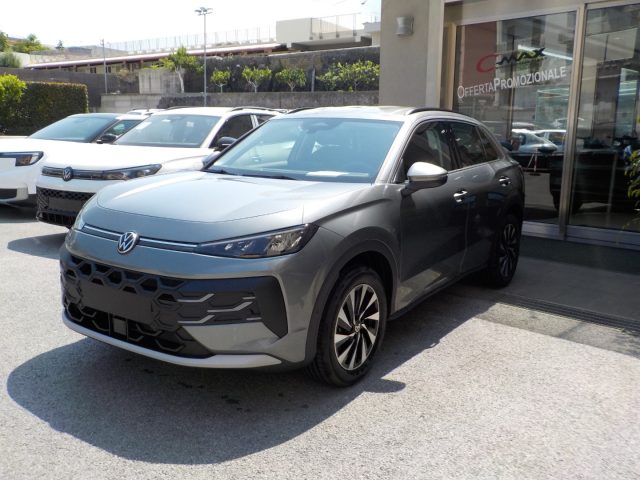 Volkswagen T-Roc NEW MY26 - 1.5 eTSI ACT DSG Life nuovo a TORRE DEL GRECO