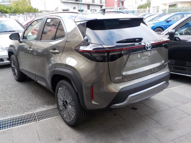 Toyota Yaris Cross 1.5 Hybrid 5p. E-CVT Active nuovo a TORRE DEL GRECO