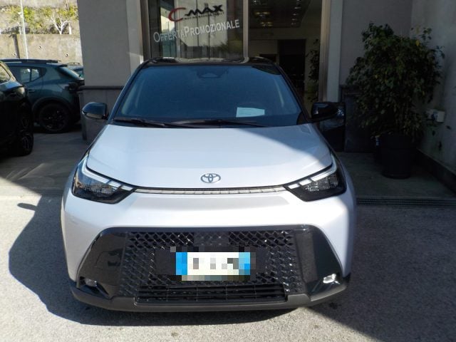 Toyota Aygo X 1.5 HEV 116CV e-CVT - foto 2 di 15