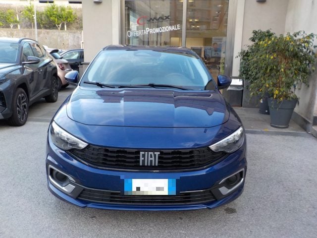 Fiat Tipo 1.6 Mjt S&S 4 porte, del 2025, 10.656 km, in vendita a Torre Del Greco (NA)