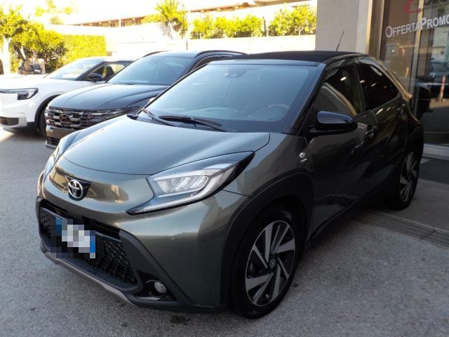 Toyota Aygo X 1.0 VVT-i 72CV Lounge Air S-CVT 5Porte - foto 2 di 4