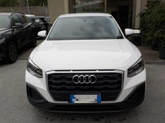 Audi Q2 30 TDI S tronic Business, del 2023, 85.507 km, in vendita a Torre Del Greco (NA)