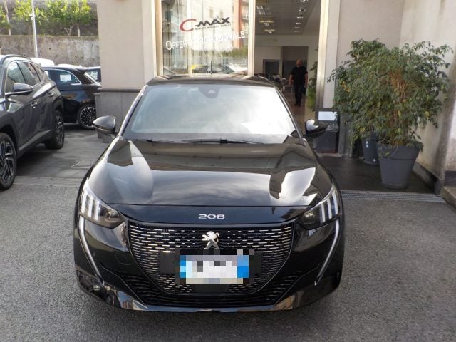 Peugeot 208 PureTech 130 Stop&Start EAT8 5 porte GT, del 2023, 11.432 km, in vendita a Torre Del Greco (NA)