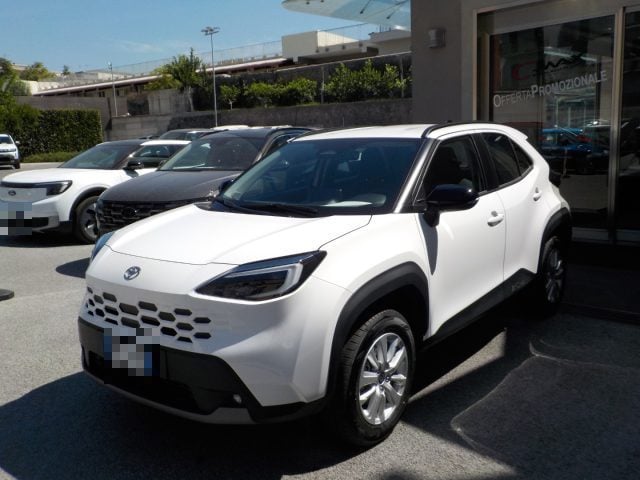 Toyota Yaris Cross 1.5 Hybrid E -CVT - foto 3 di 4