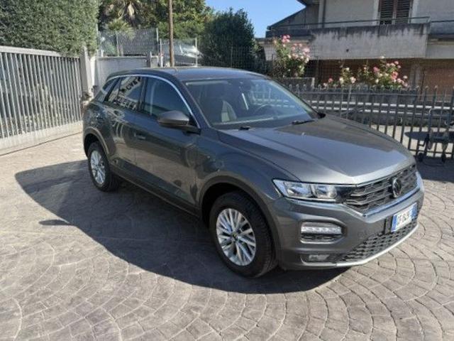 Volkswagen T-Roc 2.0 TDI 116Cv Business BlueMotion Technology usato a FISCIANO