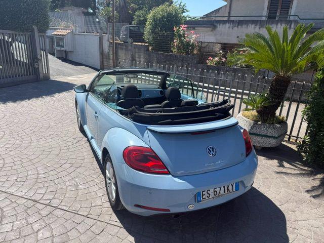 Volkswagen Maggiolino Cabrio 1.6 TDI DSG Design - foto 3 di 4