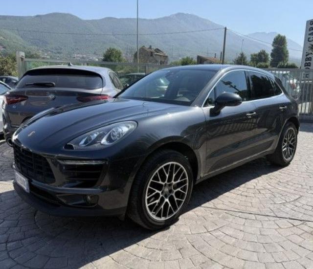 Porsche Macan 3.0 Diesel S - foto 2 di 4