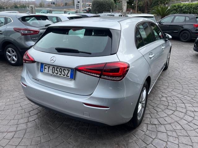 Mercedes-Benz A 180 d Automatic Business Extra - foto 4 di 4