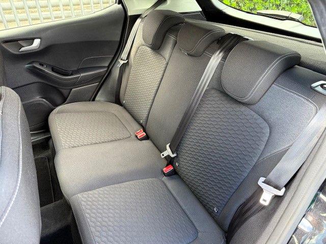 Ford Fiesta 1.1 75 CV GPL 5 porte Titanium, del 2022, 57.000 km, in vendita a Fisciano (SA)