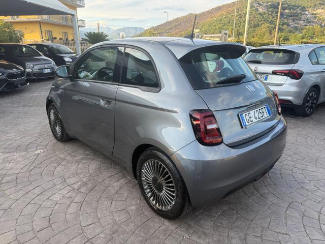 Fiat 500e Berlina 42 kWh Icon - foto 3 di 4