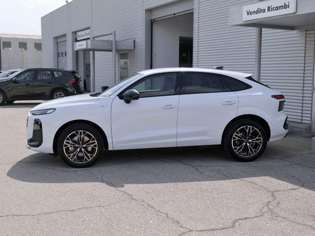 Audi Q3 Sportback NEW 2.0 Tdi 150cv S-tr. S-line edition - foto 2 di 4