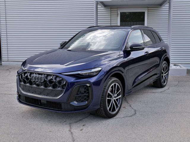 Audi Q5 NEW 2.0 Tdi Quattro 204cv S-tronic S-line edition nuovo a CIVITA CASTELLANA