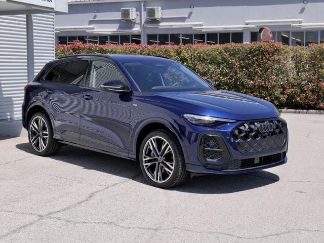 Audi Q5 NEW 2.0 Tdi Quattro 204cv S-tronic S-line edition - foto 4 di 4