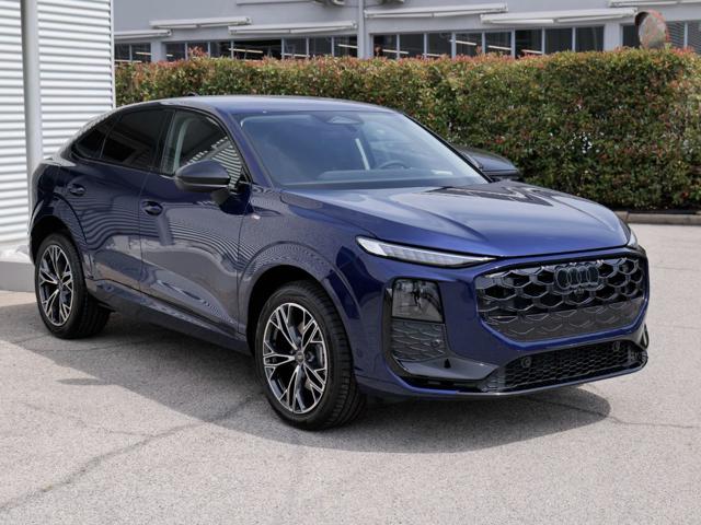 Audi Q3 Sportback NEW 2.0 Tdi 150cv S-tr. S-line edition - foto 4 di 4
