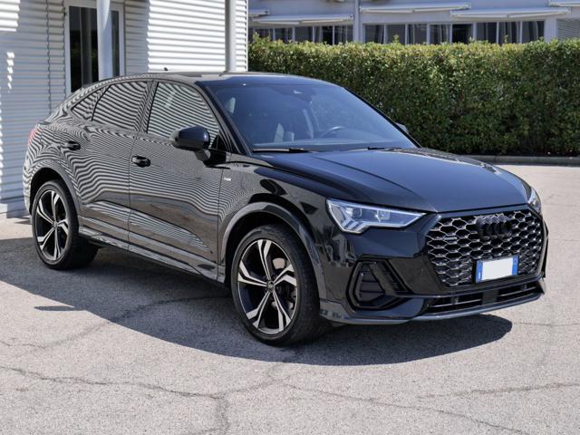 Audi Q3 Sportback 2.0 (35) Tdi Q. 150cv S-tr. Identity Bl. - foto 4 di 4