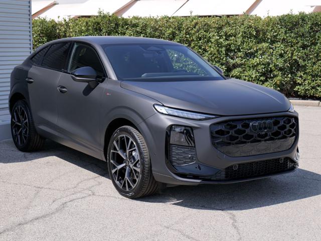 Audi Q3 Sportback NEW 2.0 Tdi 150cv S-tr. S-line edition - foto 4 di 4