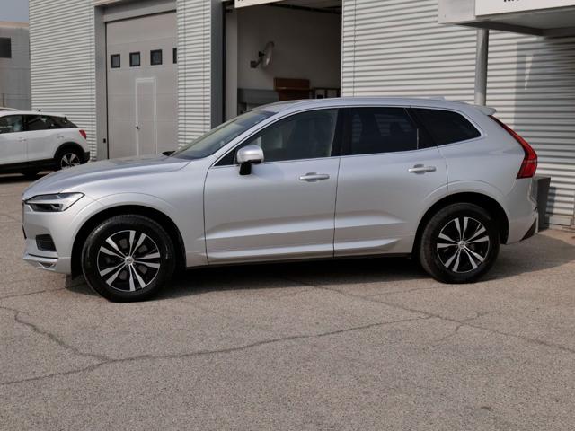 Volvo XC60 B4 (d) AWD Geartronic Momentum Pro (Motore Nuovo) - foto 2 di 4