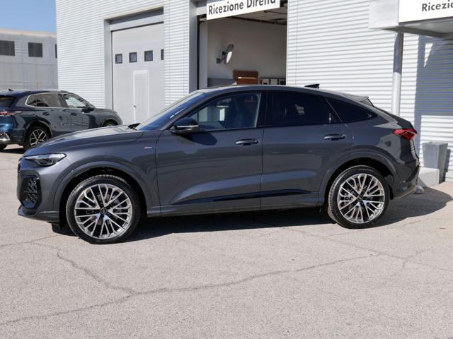 Audi Q5 Sportback NEW 2.0 Tdi Q. 204cv S-tr. S.line edit. - foto 2 di 10