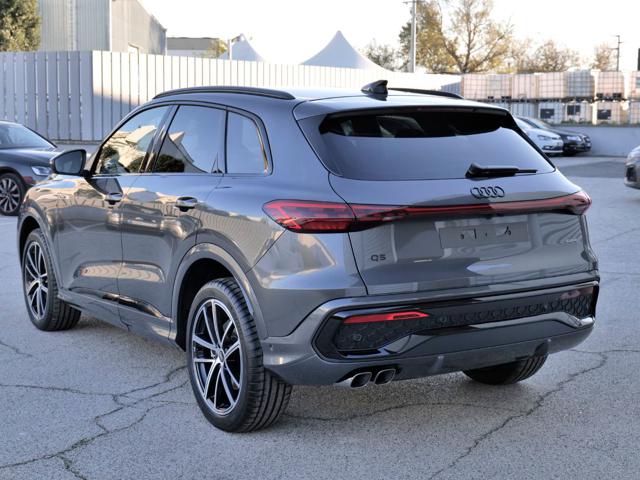 Audi Q5 NEW 2.0 Tdi Quattro 204cv S-tronic S-line edition - foto 3 di 4